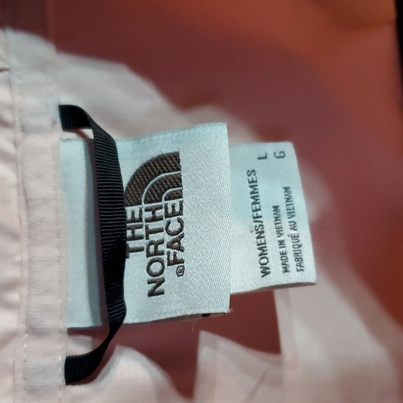 The North Face windbreaker. - Picture 6 of 10